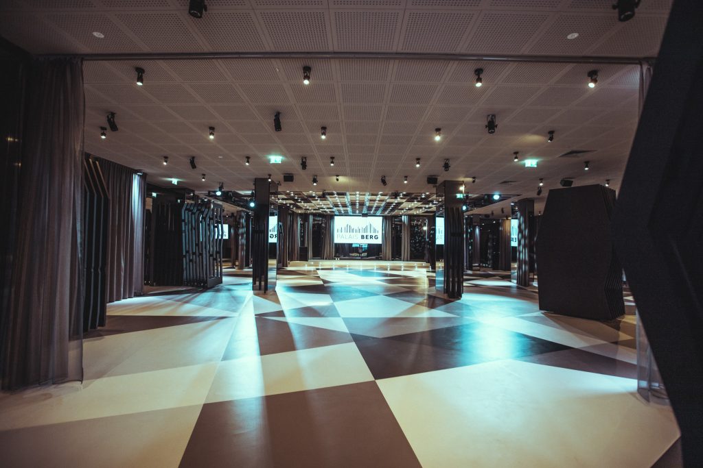 Leere Säle | Palais Berg