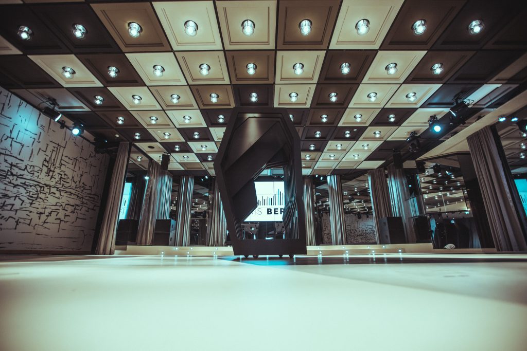 Leere Säle | Palais Berg