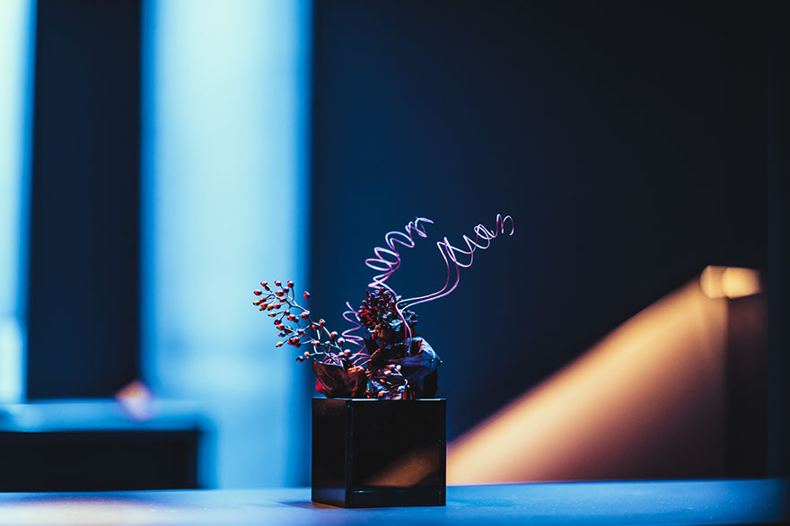 Vasen mit Blumen
